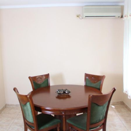 Apartment Luka Kotor Bagian luar foto