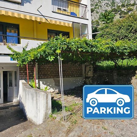 Apartment Luka Kotor Bagian luar foto