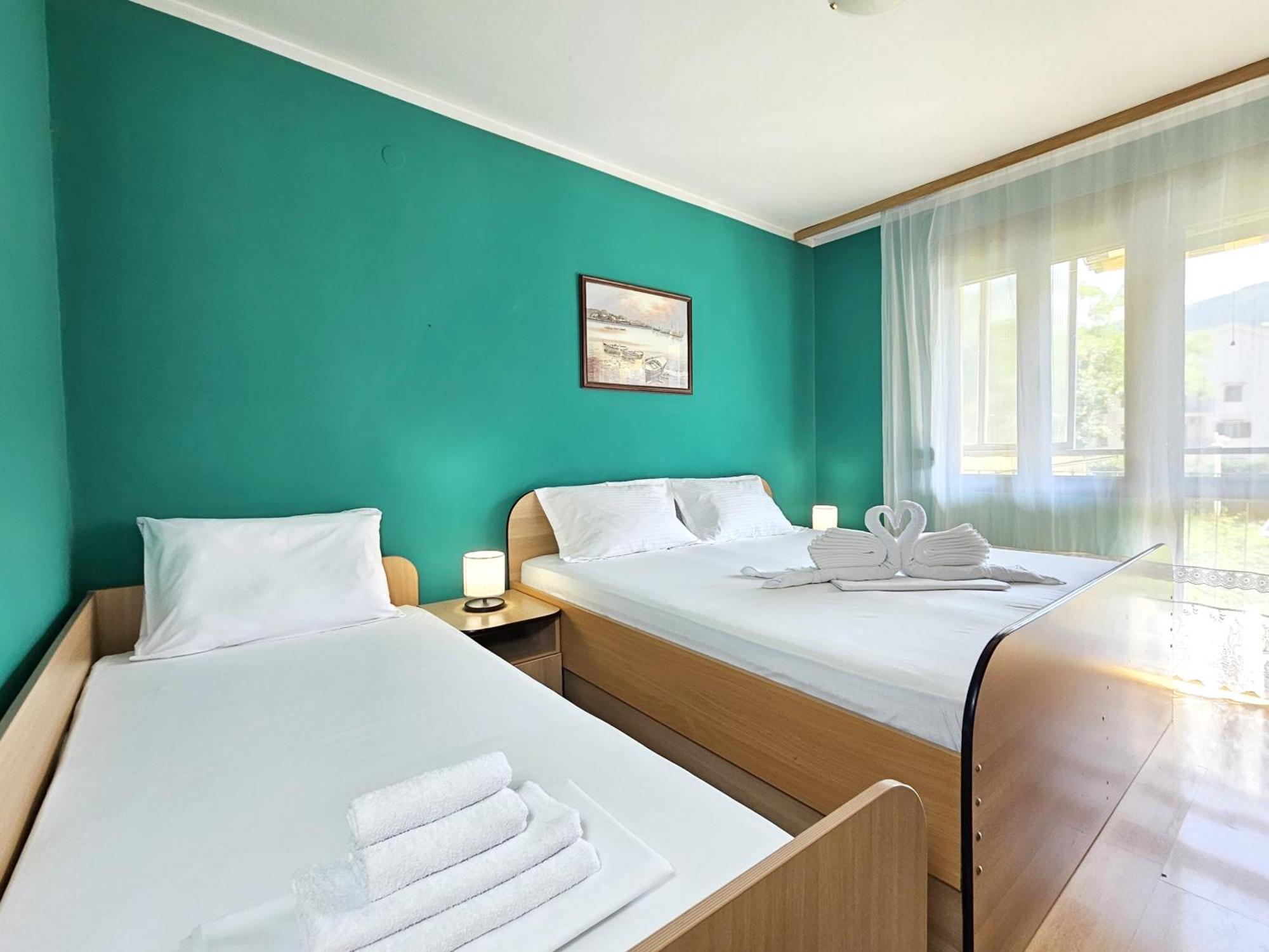 Apartment Luka Kotor Bagian luar foto